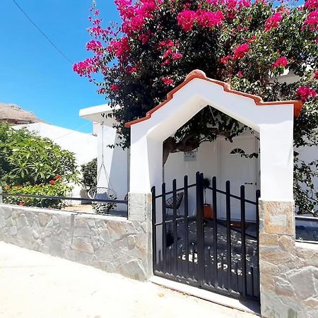 Annika'S Summer Dream Livadia  Exterior photo