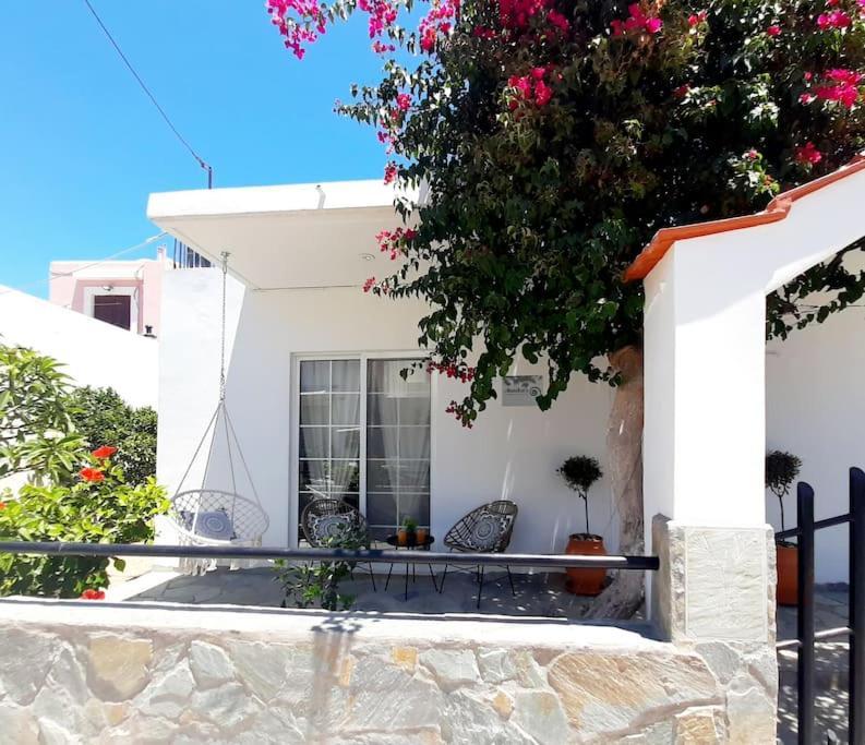 Annika'S Summer Dream Livadia  Exterior photo