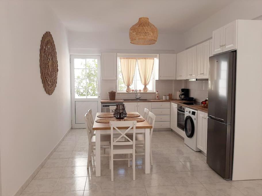 Annika'S Summer Dream Livadia  Exterior photo