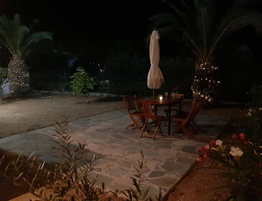 Annika'S Summer Dream Livadia  Exterior photo