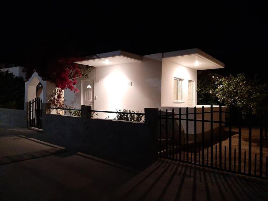 Annika'S Summer Dream Livadia  Exterior photo